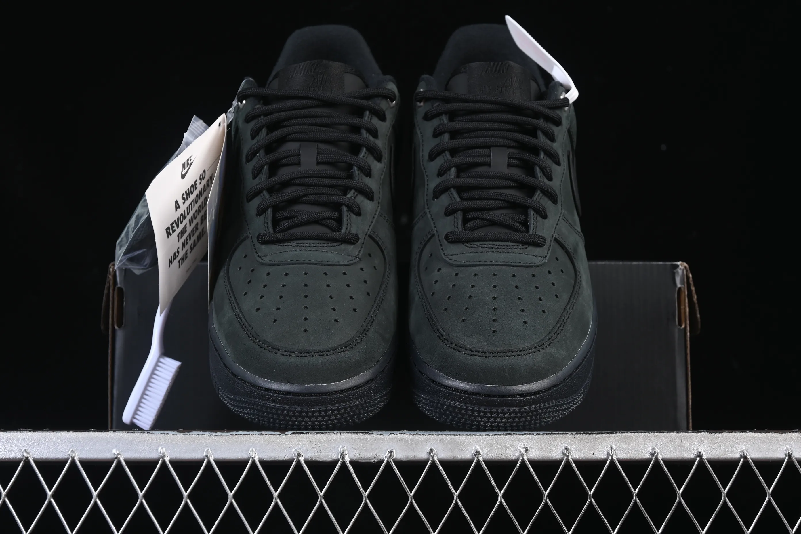 All categories Nk Air Force 1 Air Force series Nk Air Force 1 Low Air Force low-top Nike Air Force 1'07 Low suede Air Force 1 low-top casual sneakers CJ9179-001